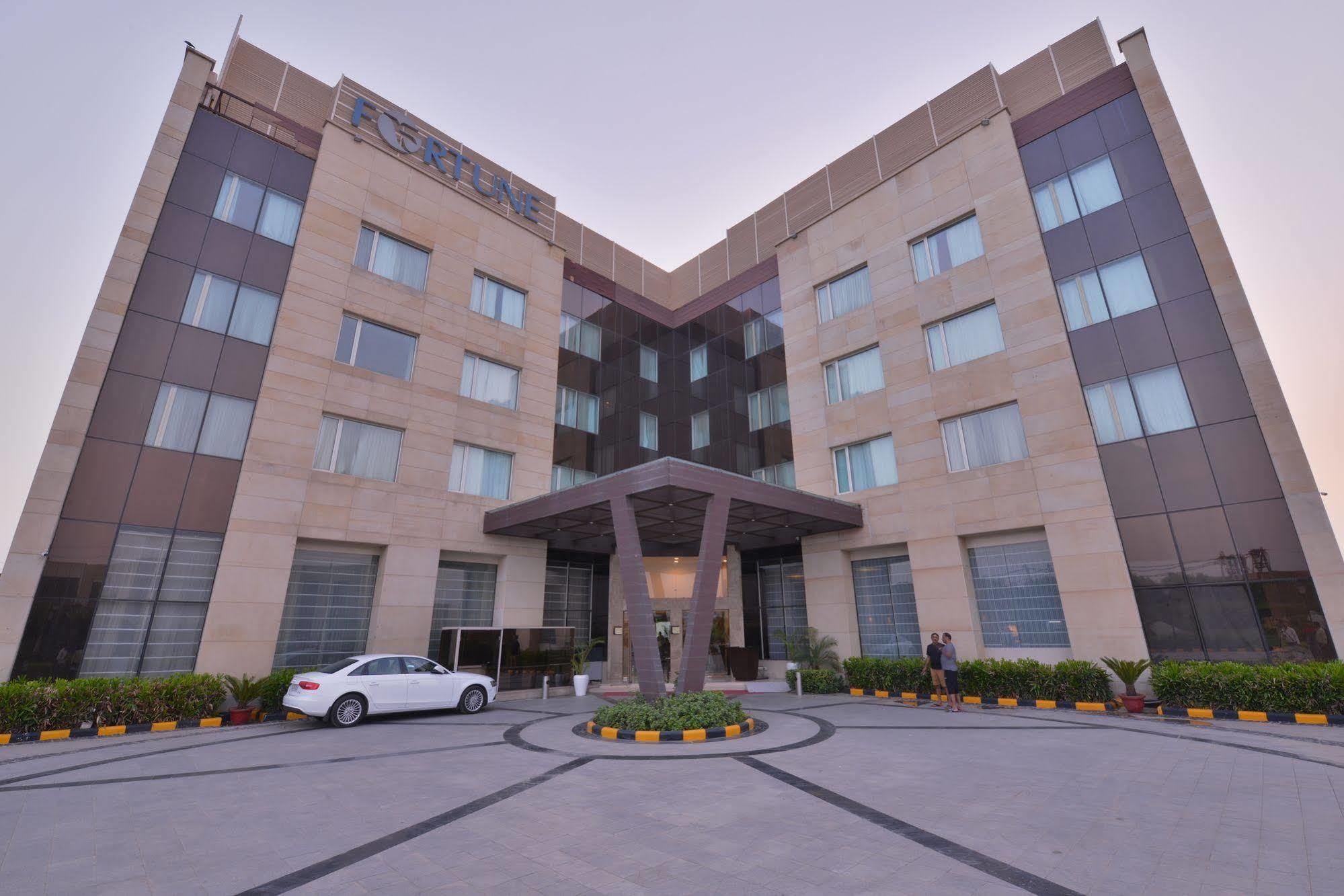 Fortune Park Orange, Sidhrawali, Gurugram - Member Itc Hotels' Group Bhiwadi Exteriér fotografie